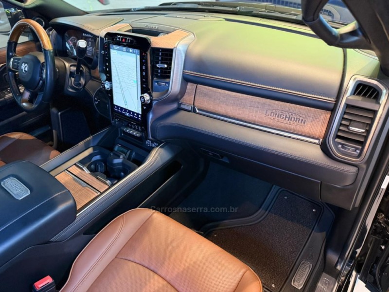 3500 LARAMIE 6.7 LONGHORN CD 4X4 TURBO DIESEL 4P AUTOMÁTICA - 2022 - SãO LEOPOLDO