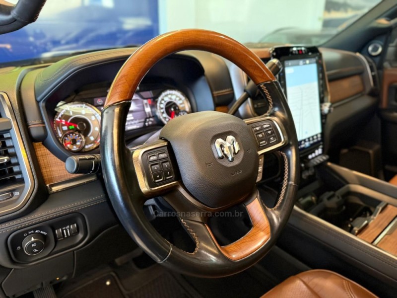 3500 LARAMIE 6.7 LONGHORN CD 4X4 TURBO DIESEL 4P AUTOMÁTICA - 2022 - SãO LEOPOLDO