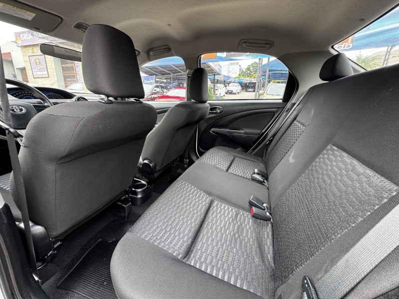 ETIOS 1.5 X SEDAN 16V FLEX 4P MANUAL - 2015 - DOIS IRMãOS