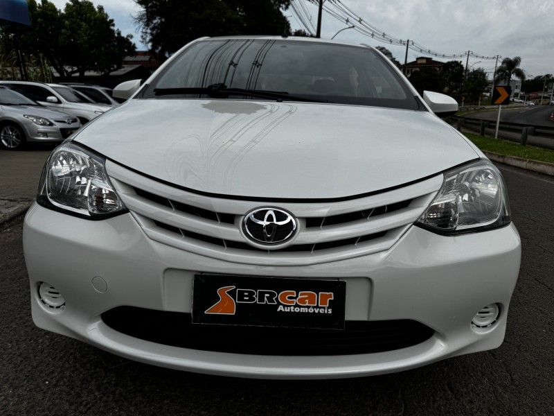 ETIOS 1.5 X SEDAN 16V FLEX 4P MANUAL - 2015 - DOIS IRMãOS