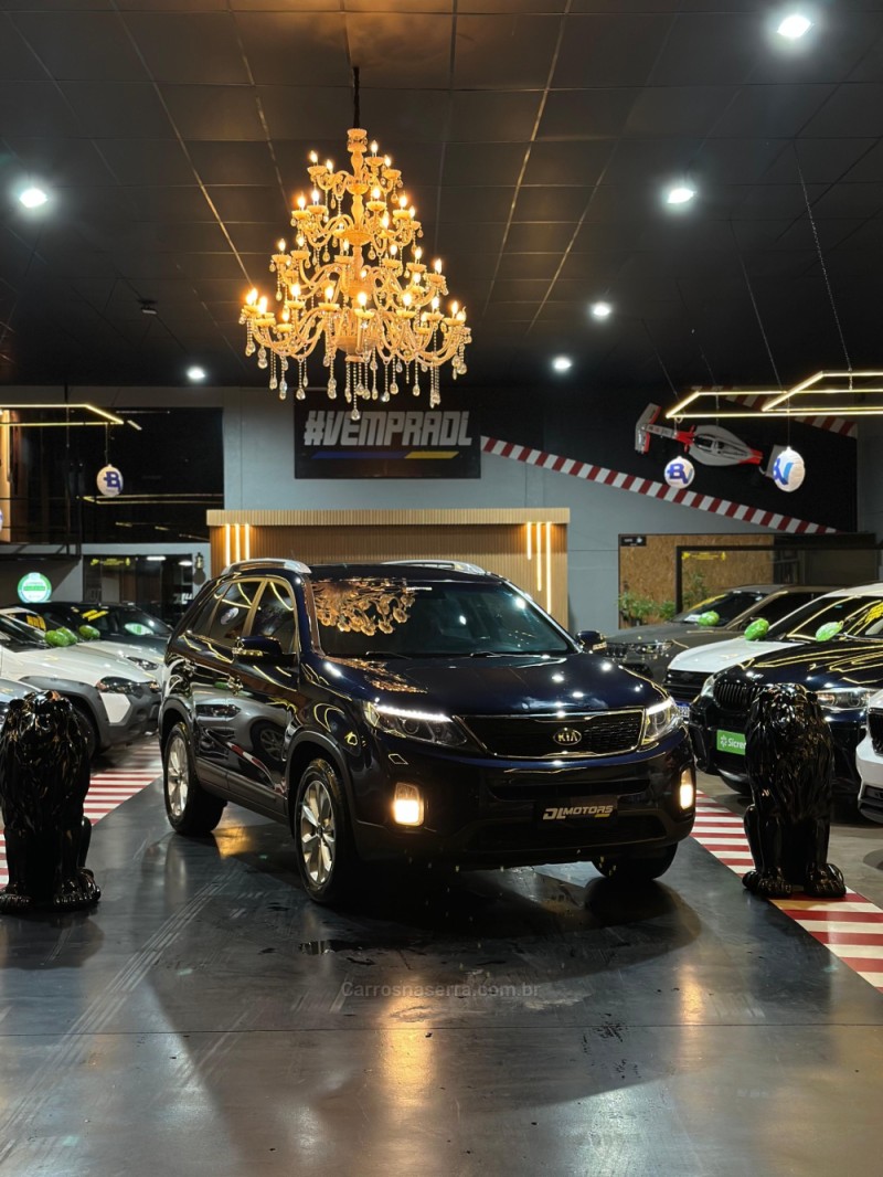 SORENTO 2.4 EX 4X2 16V GASOLINA 4P AUTOMÁTICO - 2014 - LAJEADO