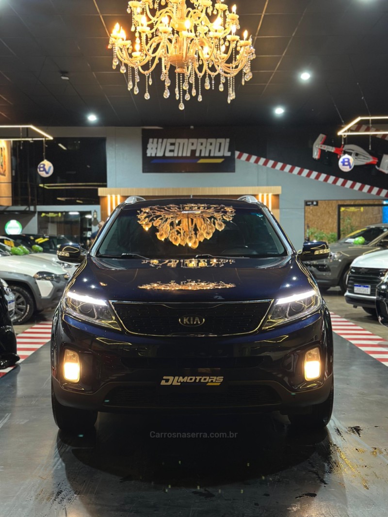 SORENTO 2.4 EX 4X2 16V GASOLINA 4P AUTOMÁTICO - 2014 - LAJEADO