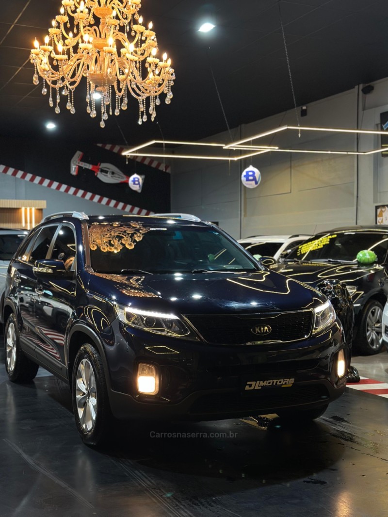 SORENTO 2.4 EX 4X2 16V GASOLINA 4P AUTOMÁTICO - 2014 - LAJEADO
