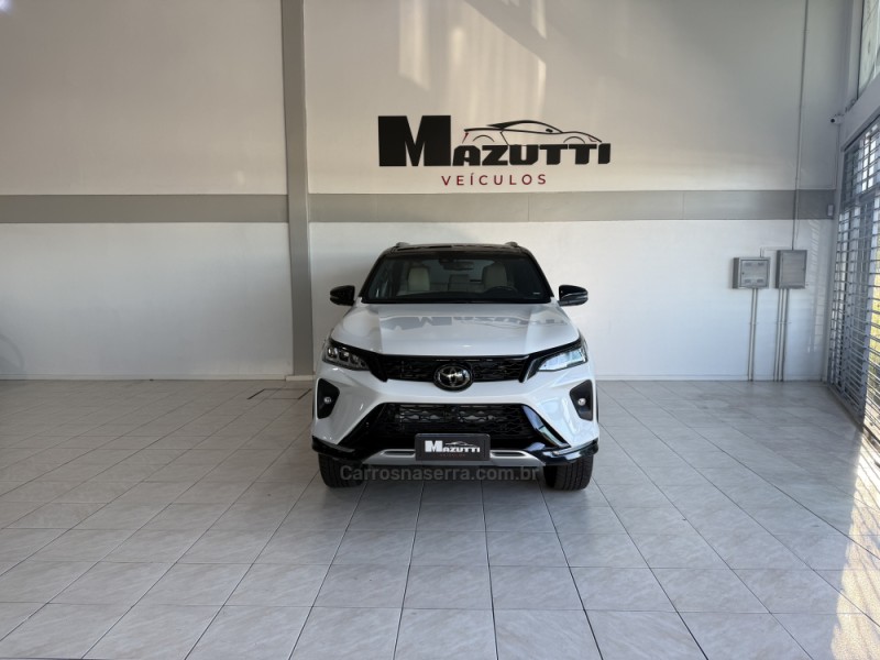 HILUX SW4 2.8 4X4 DIAMOND 16V TURBO DIESEL 4P 7 LUGARES AUTOMATICO - 2024 - BENTO GONçALVES