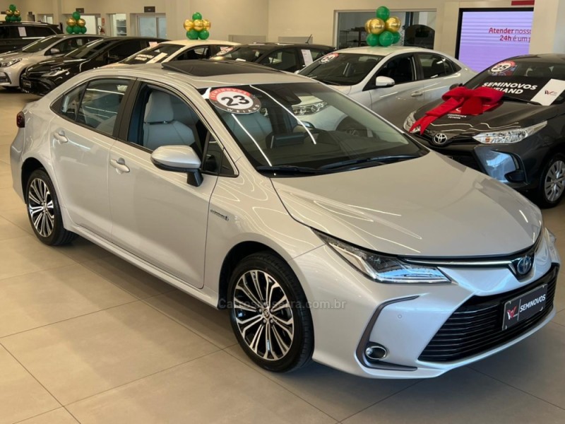 corolla 1.8 altis premium 16v hibrido 4p automatico 2023 caxias do sul