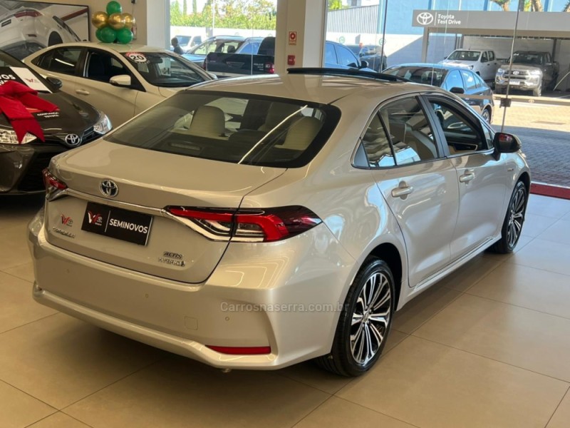 COROLLA 1.8 ALTIS PREMIUM 16V HÍBRIDO 4P AUTOMÁTICO - 2023 - CAXIAS DO SUL