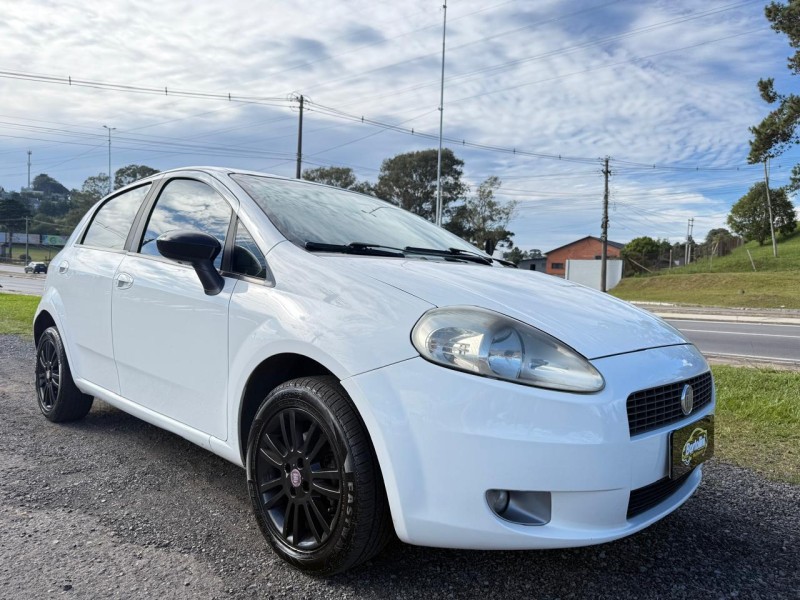 PUNTO 1.4 ATTRACTIVE 8V FLEX 4P MANUAL - 2012 - FARROUPILHA