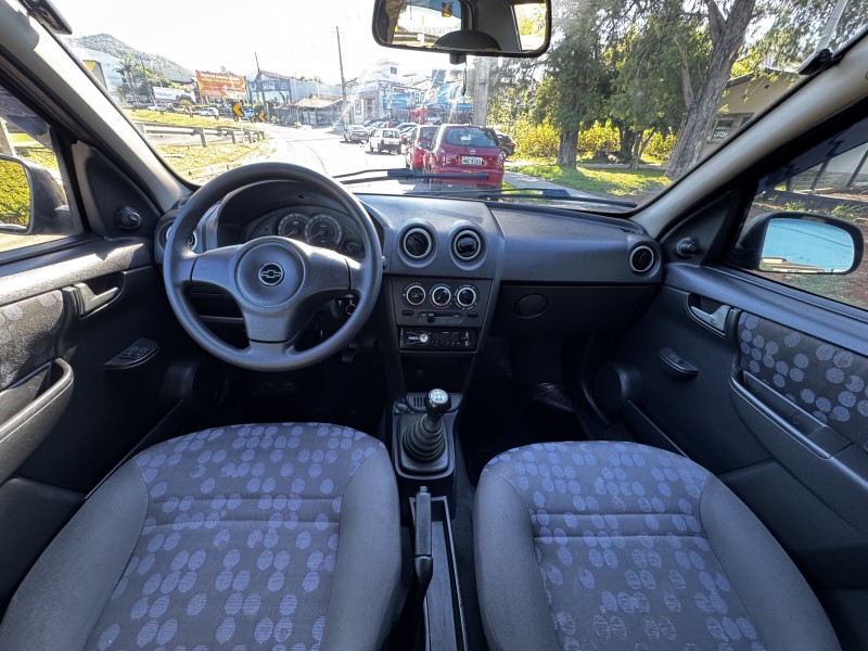 PRISMA 1.4 MPFI JOY 8V FLEX 4P MANUAL - 2009 - DOIS IRMãOS