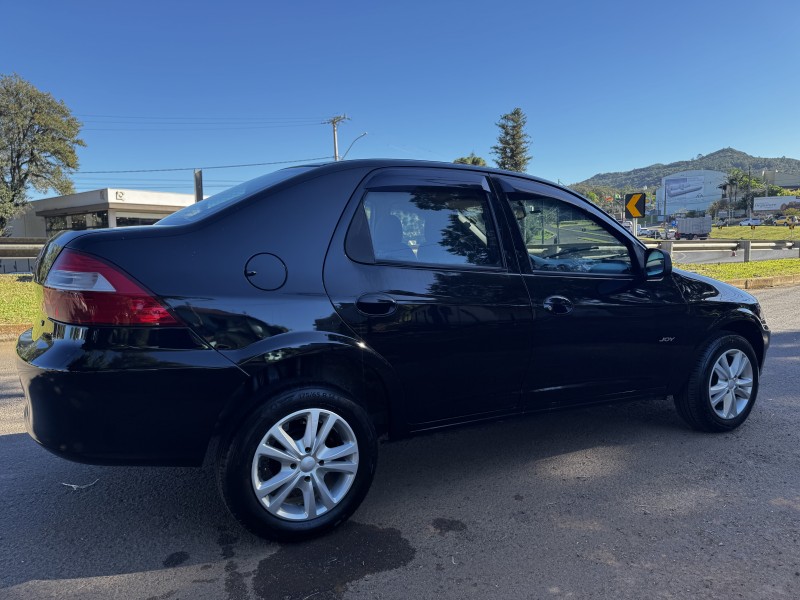 PRISMA 1.4 MPFI JOY 8V FLEX 4P MANUAL - 2009 - DOIS IRMãOS