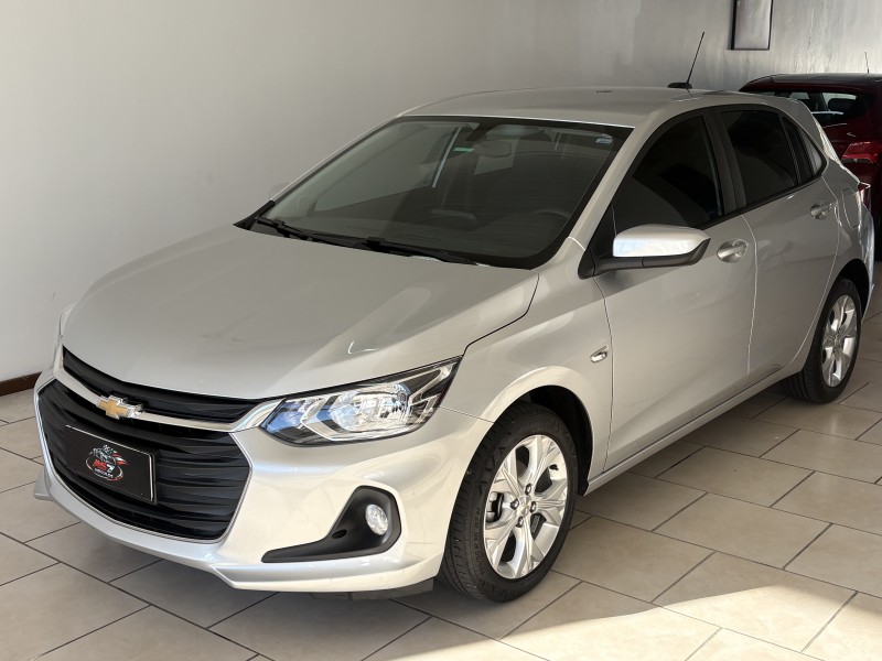 ONIX 1.0 LTZ 12V TURBO FLEX 4P MANUAL - 2023 - BENTO GONçALVES