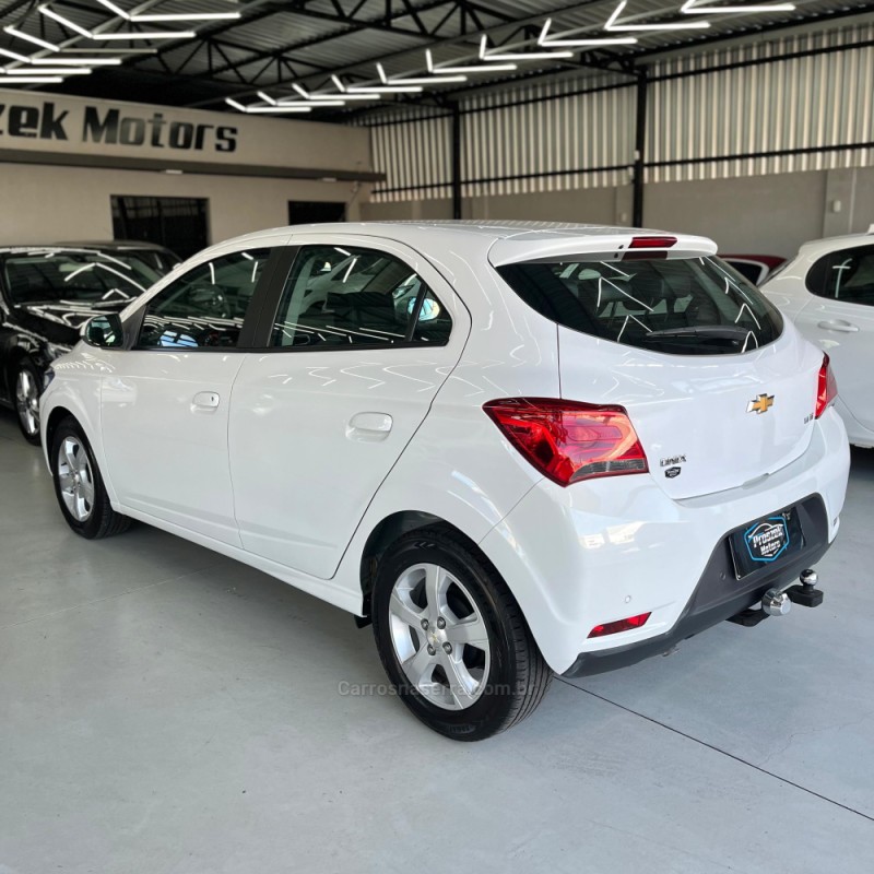 ONIX 1.4 MPFI LT 8V FLEX 4P MANUAL - 2019 - CANOAS