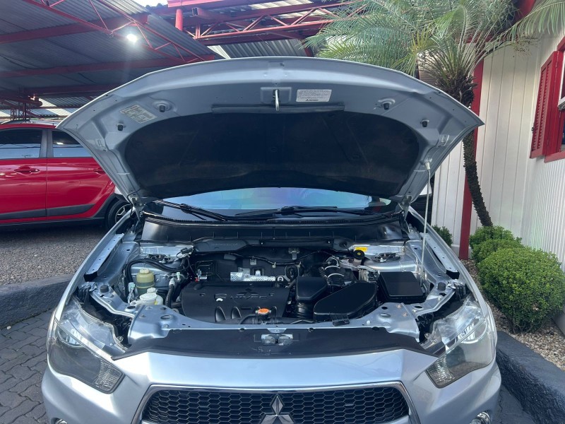 OUTLANDER 2.0 COMFORT 16V GASOLINA 4P AUTOMÁTICO - 2012 - TRêS COROAS