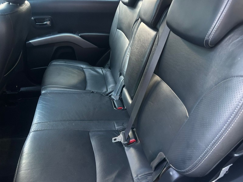 OUTLANDER 2.0 COMFORT 16V GASOLINA 4P AUTOMÁTICO - 2012 - TRêS COROAS