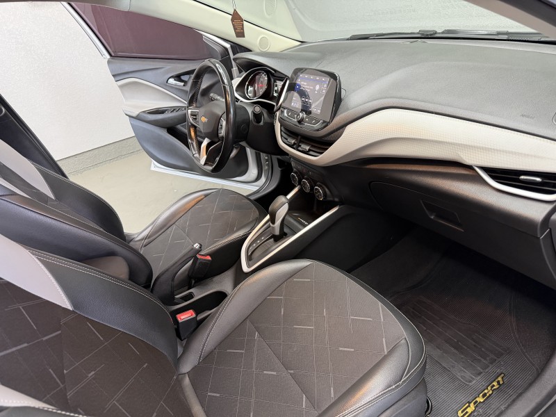 ONIX 1.0	PREMIER PLUS 12V TURBO FLEX 4P AUTOMÁTICO - 2020 - CAXIAS DO SUL