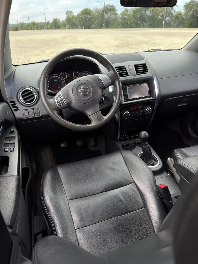 SX4 2.0 4X4 16V GASOLINA 4P MANUAL - 2011 - ANTôNIO PRADO
