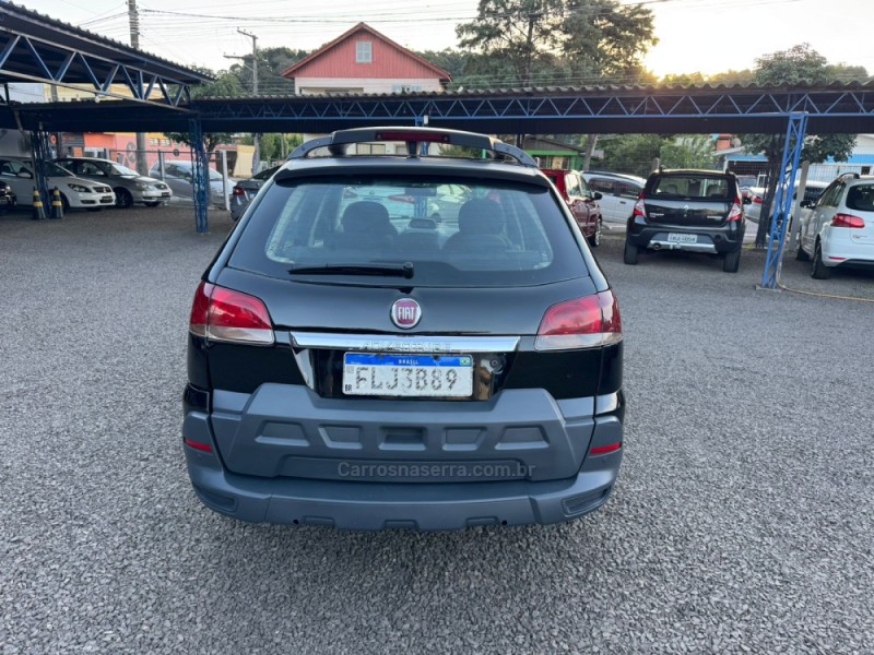 PALIO 1.8 MPI ADVENTURE WEEKEND 8V GASOLINA 4P MANUAL - 2014 - IGREJINHA