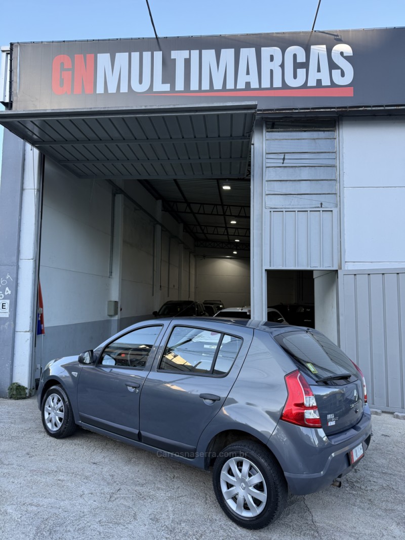 SANDERO  - 2013 - CAXIAS DO SUL