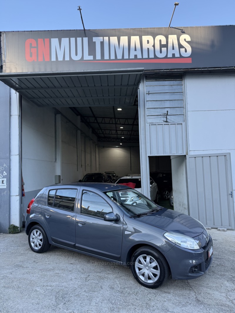 SANDERO  - 2013 - CAXIAS DO SUL