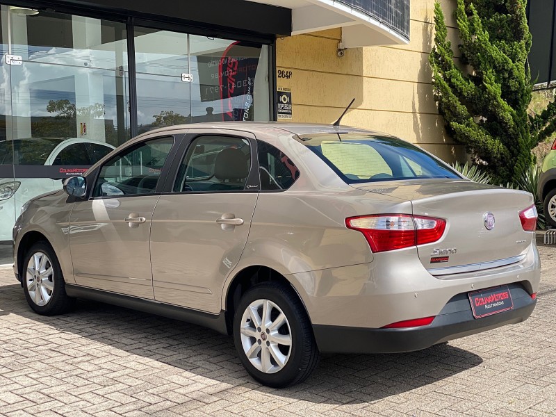 GRAND SIENA 1.4 MPI ATTRACTIVE 8V FLEX 4P MANUAL - 2013 - CAXIAS DO SUL