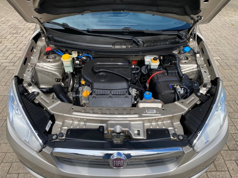 GRAND SIENA 1.4 MPI ATTRACTIVE 8V FLEX 4P MANUAL - 2013 - CAXIAS DO SUL