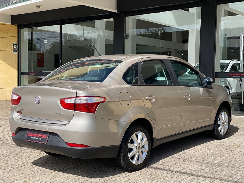 GRAND SIENA 1.4 MPI ATTRACTIVE 8V FLEX 4P MANUAL - 2013 - CAXIAS DO SUL