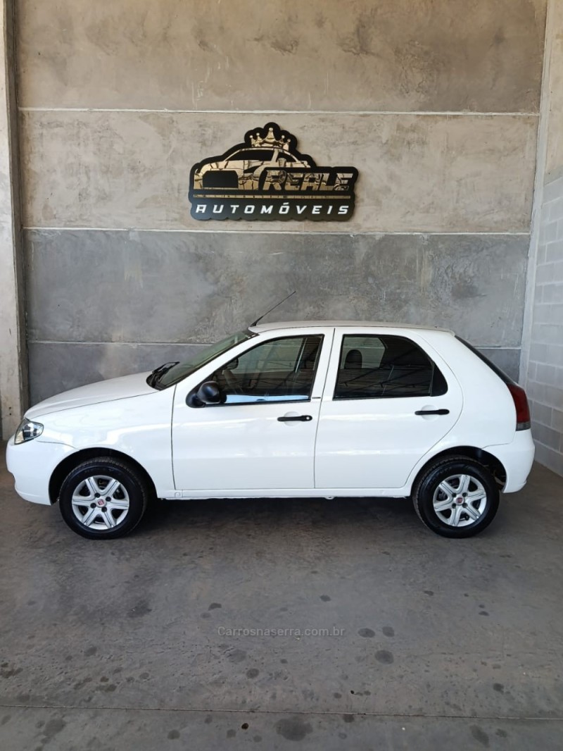 PALIO 1.0 MPI FIRE CELEBRATION ECONOMY 8V FLEX 4P MANUAL - 2014 - VALE REAL