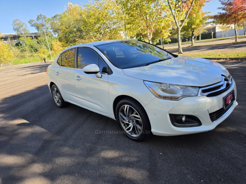 C4 LOUNGE 1.6 EXCLUSIVE 16V TURBO GASOLINA 4P AUTOMÁTICO - 2014 - BENTO GONçALVES