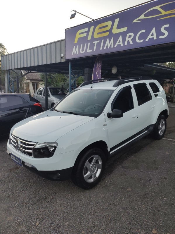 duster 1.6 outdoor 4x2 16v flex 4p manual 2015 vale real