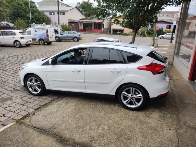 FOCUS 1.6 SE 16V FLEX 4P MANUAL - 2019 - GUAPORé