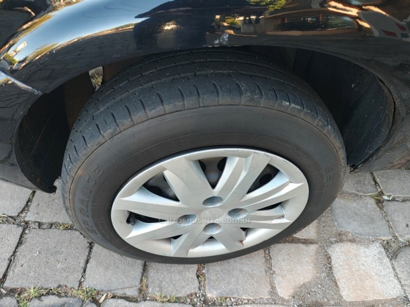 CELTA 1.0 MPFI VHC 8V GASOLINA 4P MANUAL - 2003 - GUAPORé