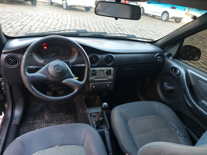 CELTA 1.0 MPFI VHC 8V GASOLINA 4P MANUAL - 2003 - GUAPORé