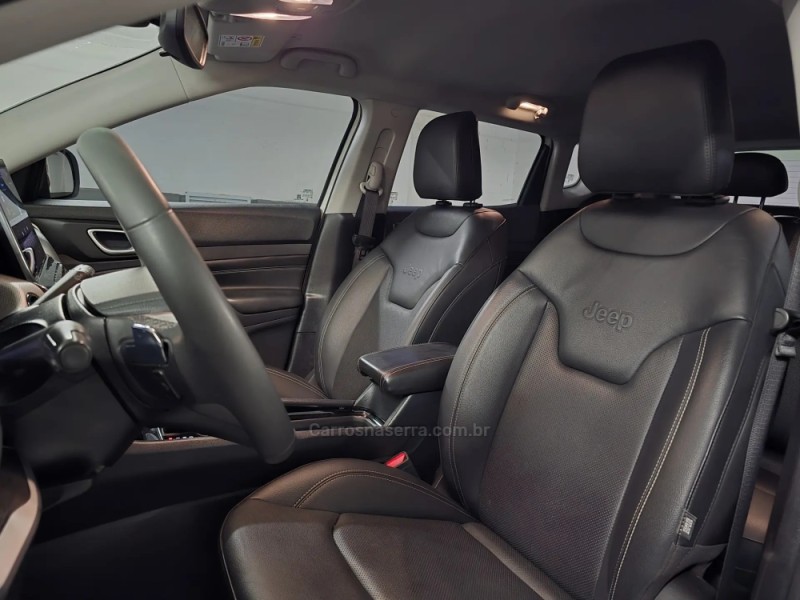 COMPASS 1.3 LONGITUDE T270 16V TURBO FLEX 4P AUTOMÁTICO - 2025 - PORTO ALEGRE
