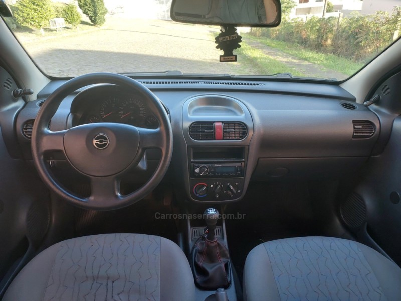 CORSA 1.0 MPFI MAXX 8V FLEX 4P MANUAL - 2006 - CAXIAS DO SUL