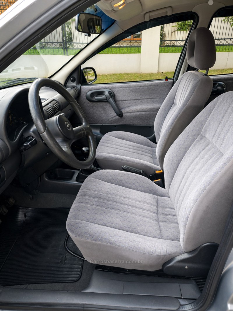 CORSA 1.6 MPFI CLASSIC SEDAN 8V GASOLINA 4P MANUAL - 1997 - CAXIAS DO SUL