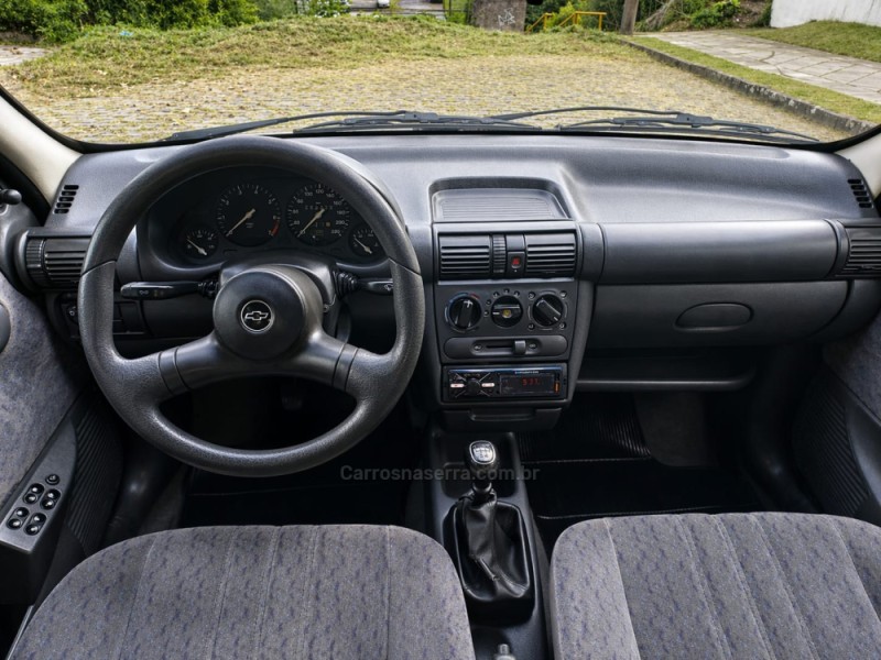 CORSA 1.6 MPFI CLASSIC SEDAN 8V GASOLINA 4P MANUAL - 1997 - CAXIAS DO SUL