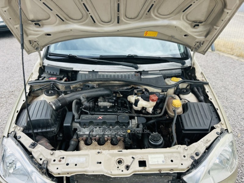 CORSA 1.8 MPFI MAXX SEDAN 8V FLEX 4P MANUAL - 2007 - CAXIAS DO SUL