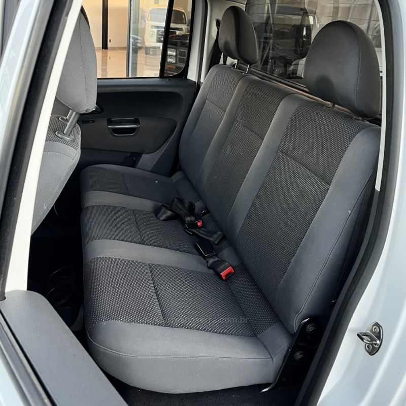 AMAROK 2.0 TRENDLINE 4X4 CD 16V TURBO INTERCOOLER DIESEL 4P AUTOMÁTICO - 2013 - VACARIA