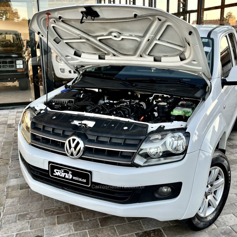 AMAROK 2.0 TRENDLINE 4X4 CD 16V TURBO INTERCOOLER DIESEL 4P AUTOMÁTICO - 2013 - VACARIA