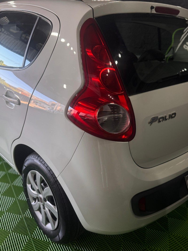 PALIO 1.4 MPI ATTRACTIVE 8V FLEX 4P MANUAL - 2014 - FELIZ