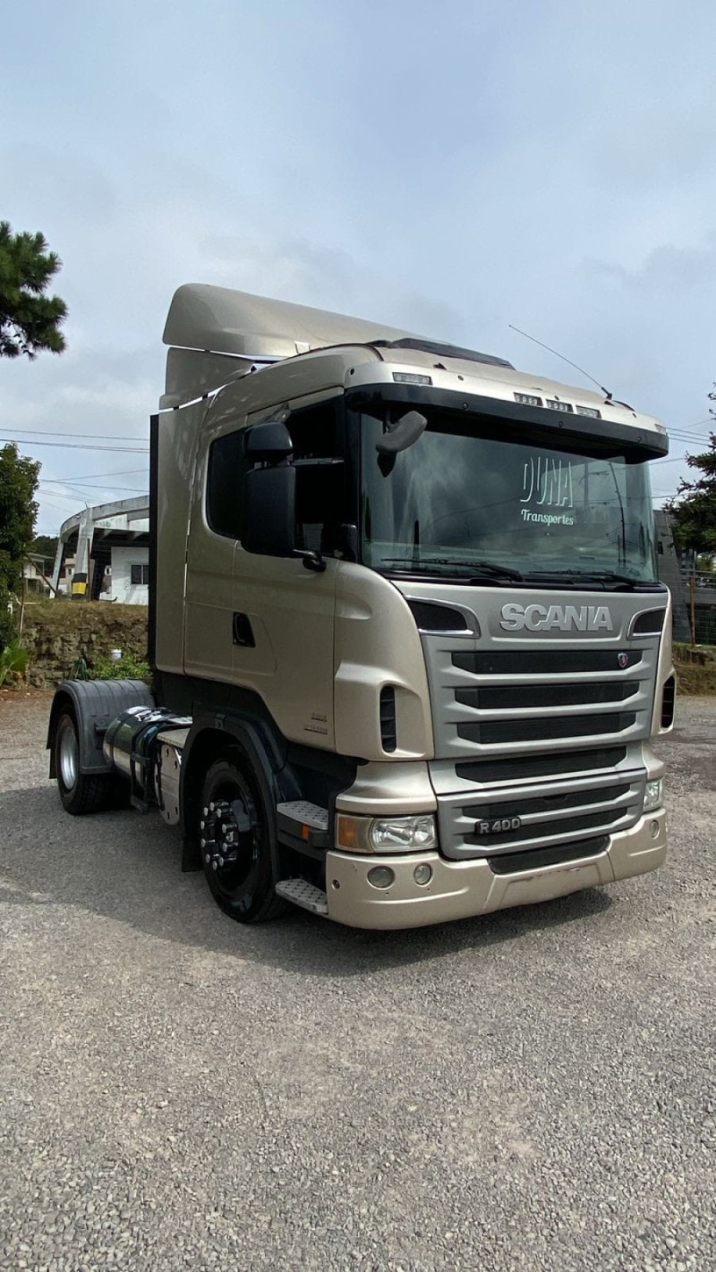 R-400 A 4X2 - 2013 - FARROUPILHA