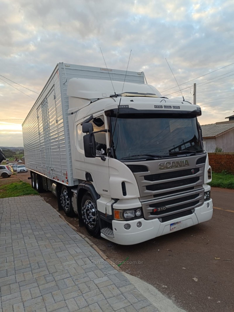 P-310 B 8X2 - 2015 - FARROUPILHA