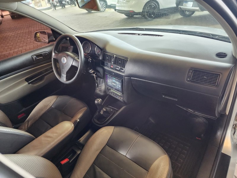 GOLF 1.6 MI SPORTLINE 8V FLEX 4P MANUAL - 2008 - CAXIAS DO SUL