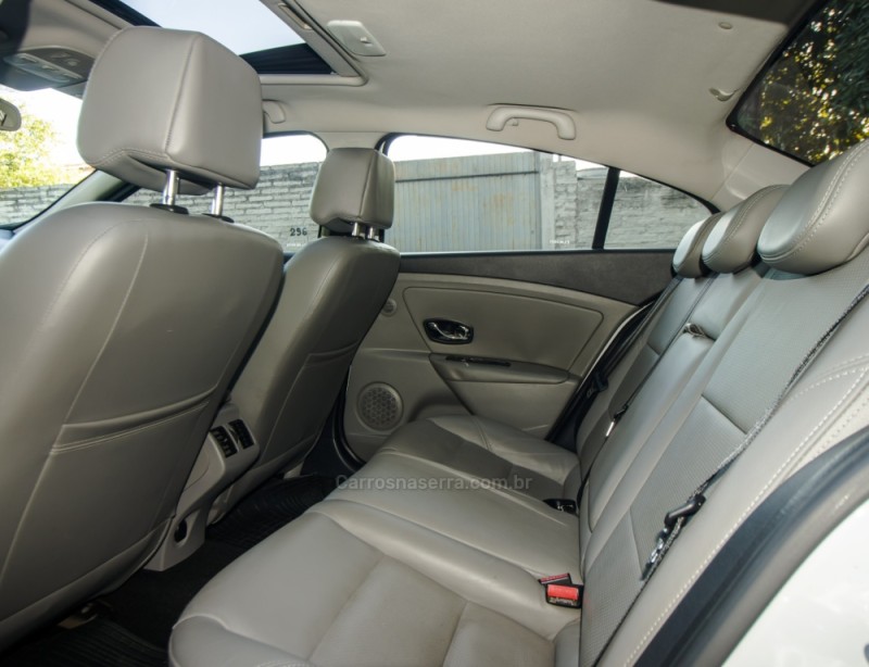 FLUENCE 2.0 PRIVILÉGE 16V FLEX 4P AUTOMÁTICO - 2014 - NOVO HAMBURGO