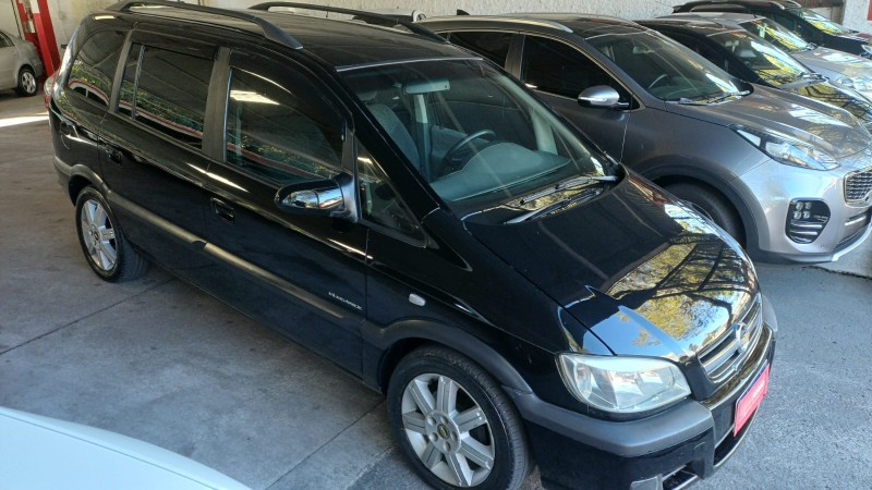 ZAFIRA 2.0 MPFI ELEGANCE 8V FLEX 4P MANUAL - 2009 - CAXIAS DO SUL