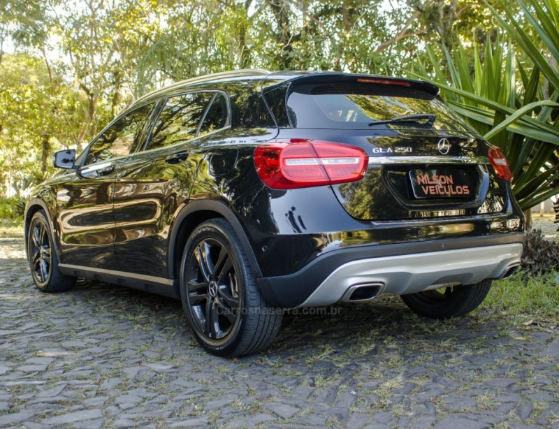 GLA 250 2.0 16V TURBO GASOLINA VISION 4P AUTOMÁTICO - 2015 - NOVO HAMBURGO