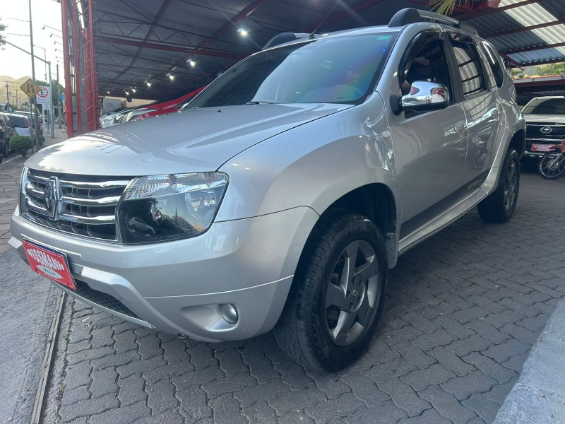 DUSTER 1.6 DYNAMIQUE 4X2 16V FLEX 4P MANUAL - 2014 - TRêS COROAS