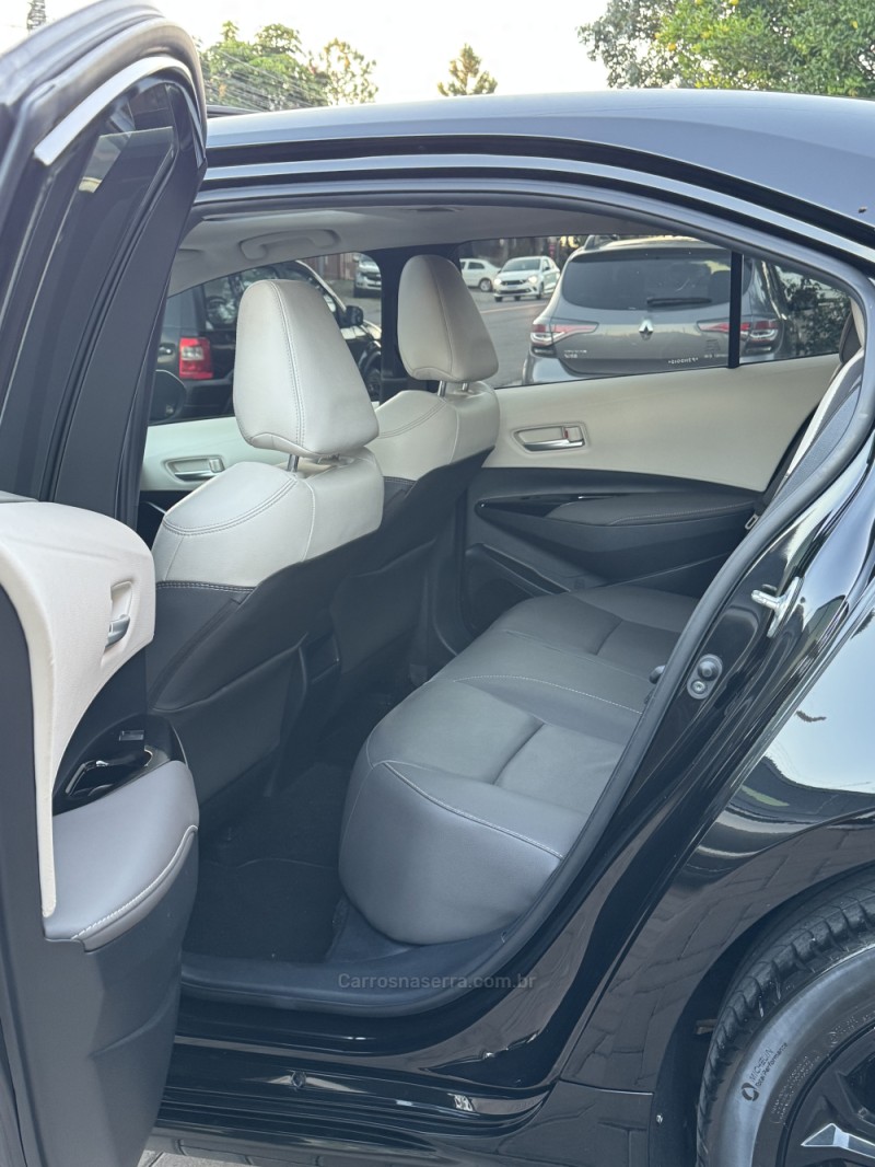 COROLLA 2.0 ALTIS PREMIUM 16V FLEX 4P AUTOMÁTICO - 2023 - NOVO HAMBURGO