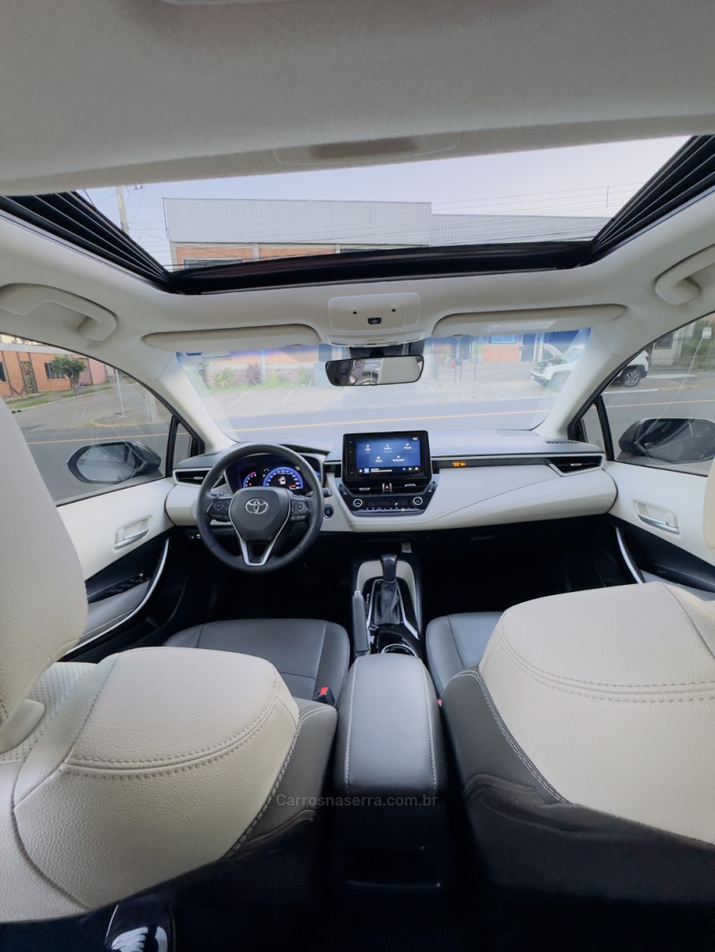 COROLLA 2.0 ALTIS PREMIUM 16V FLEX 4P AUTOMÁTICO - 2023 - NOVO HAMBURGO