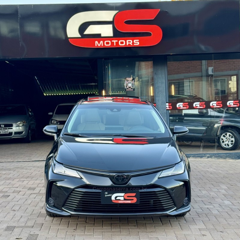 COROLLA 2.0 ALTIS PREMIUM 16V FLEX 4P AUTOMÁTICO - 2023 - NOVO HAMBURGO