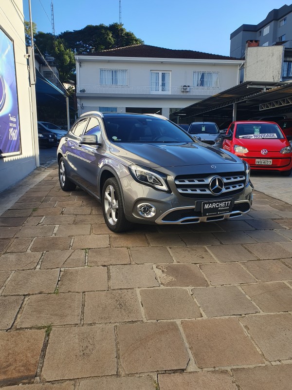 GLA 200 1.6 CGI ENDURO 16V TURBO FLEX 4P AUTOMÁTICO - 2018 - CAXIAS DO SUL